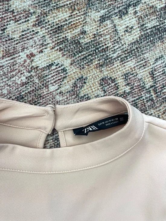 Zara Blush Pink Long-Sleeve Top with Pleated Ruffle Cuffs - Picture 4 of 6